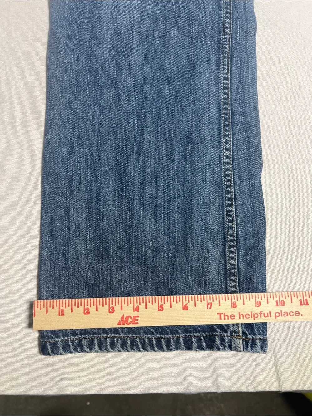 Old Navy Men’s Straight Jeans in Medium Blue Wash